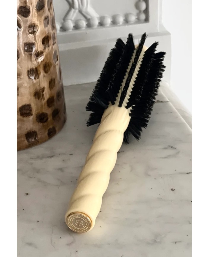 La brosse ronde n.05 - La bonne brosse
