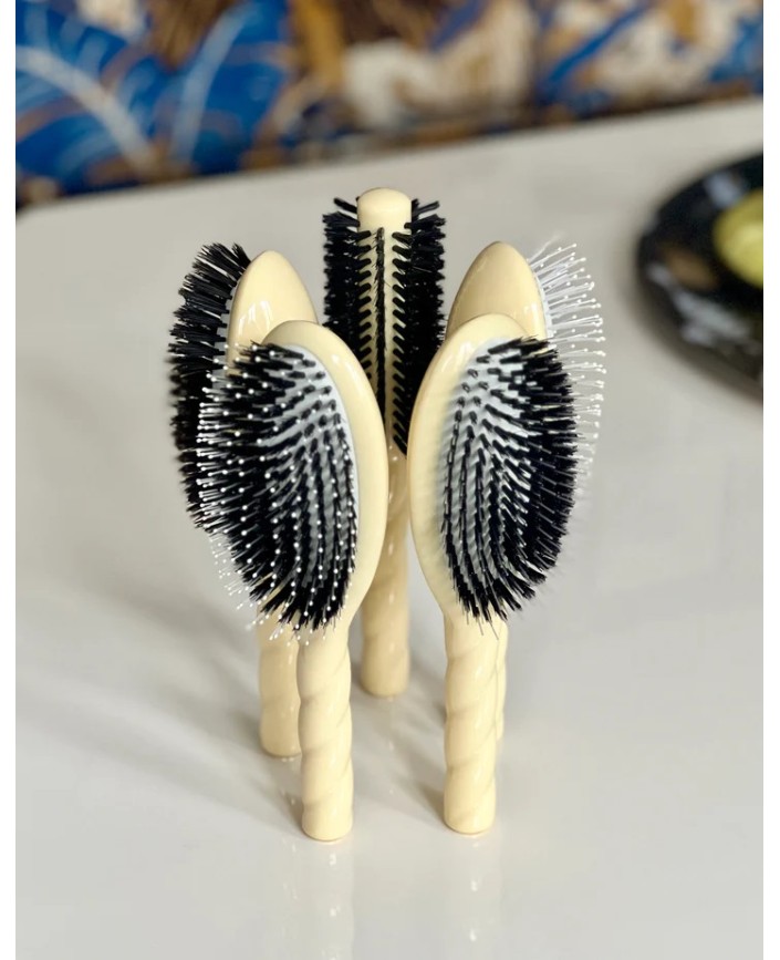 La brosse ronde n.05 - La bonne brosse